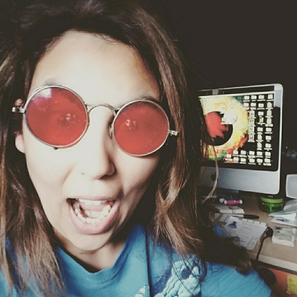 Meet your Posher, Natasha J - Picture 3 of 8